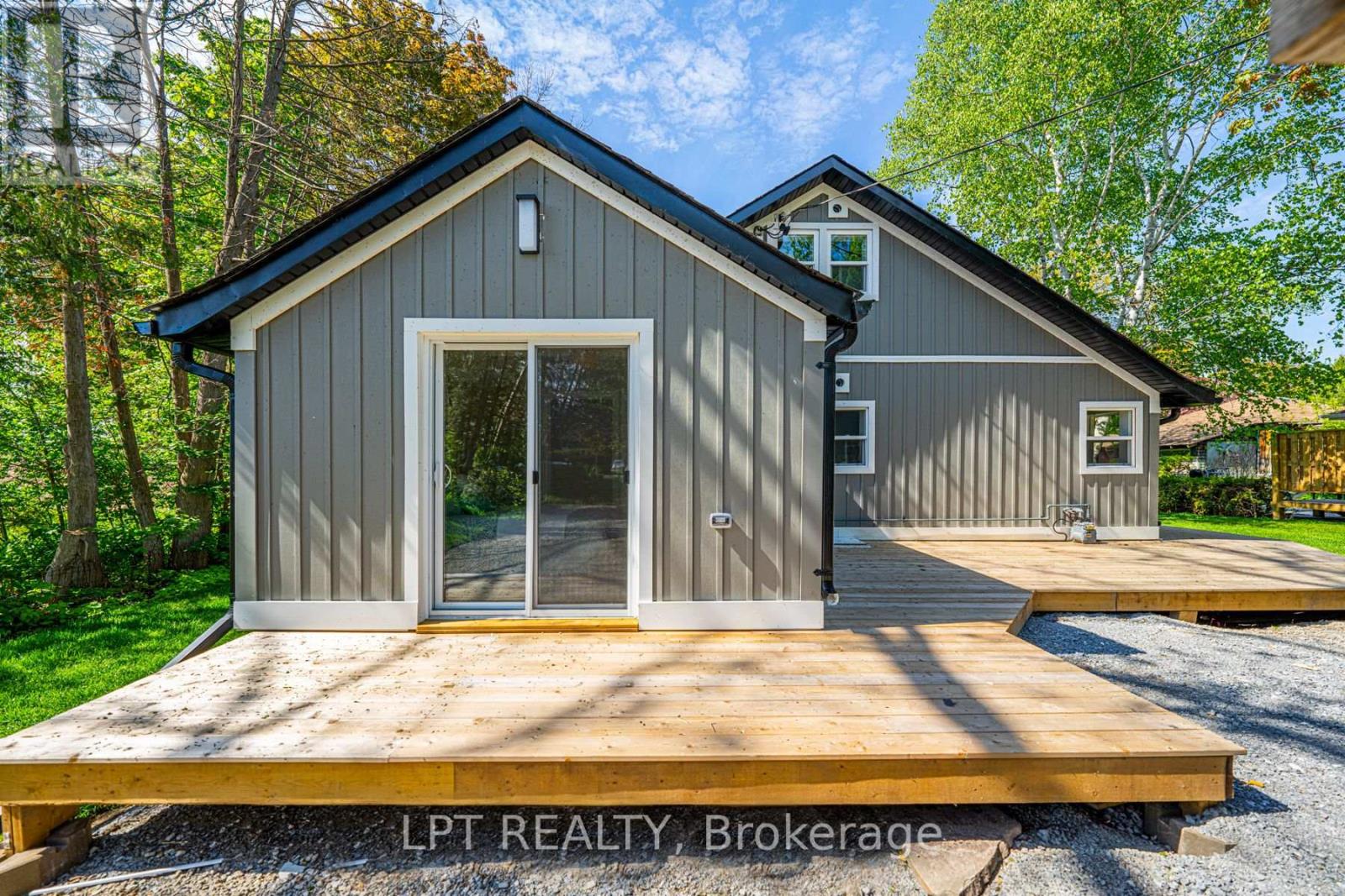 549 Lake Drive E, Georgina, Ontario  L0E 1S0 - Photo 18 - N13784286