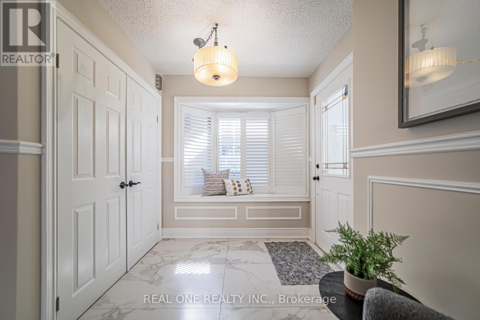 7 Hagerman Boulevard, Markham (Unionville), Ontario  L3R 2A8 - Photo 5 - N13784314