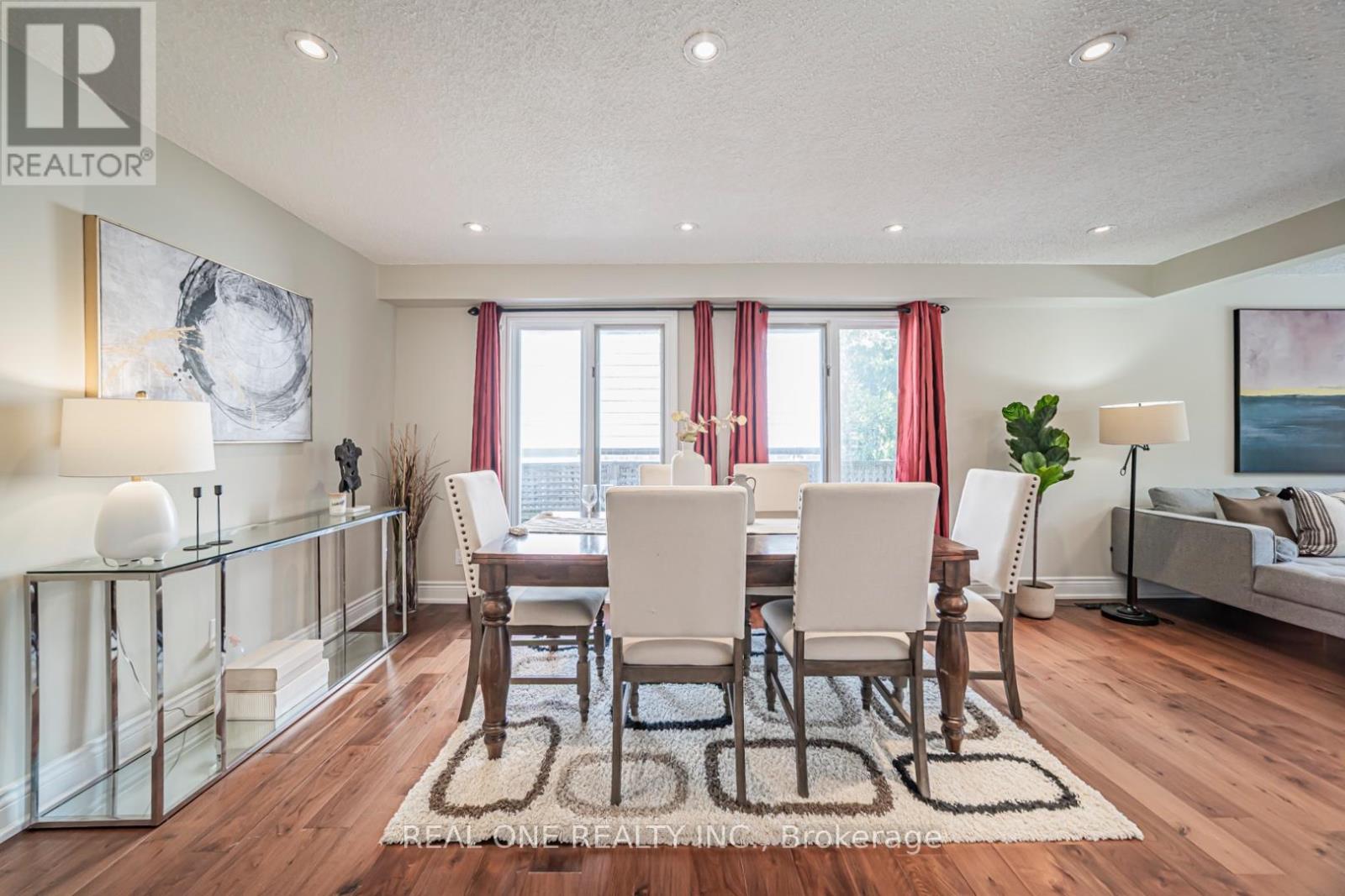 7 Hagerman Boulevard, Markham (Unionville), Ontario  L3R 2A8 - Photo 7 - N13784314