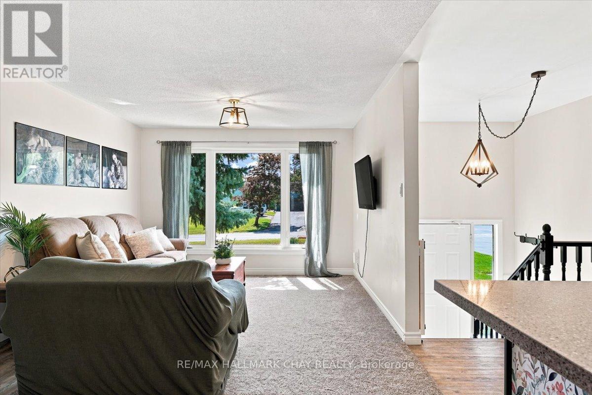 10 Jamieson Drive, Adjala-Tosorontio, Ontario  L0N 1R0 - Photo 10 - N13784366