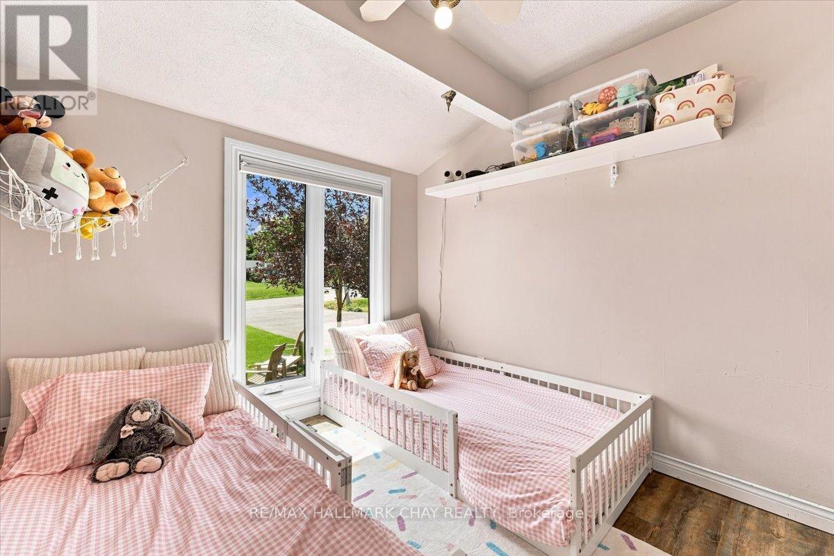 10 Jamieson Drive, Adjala-Tosorontio, Ontario  L0N 1R0 - Photo 13 - N13784366