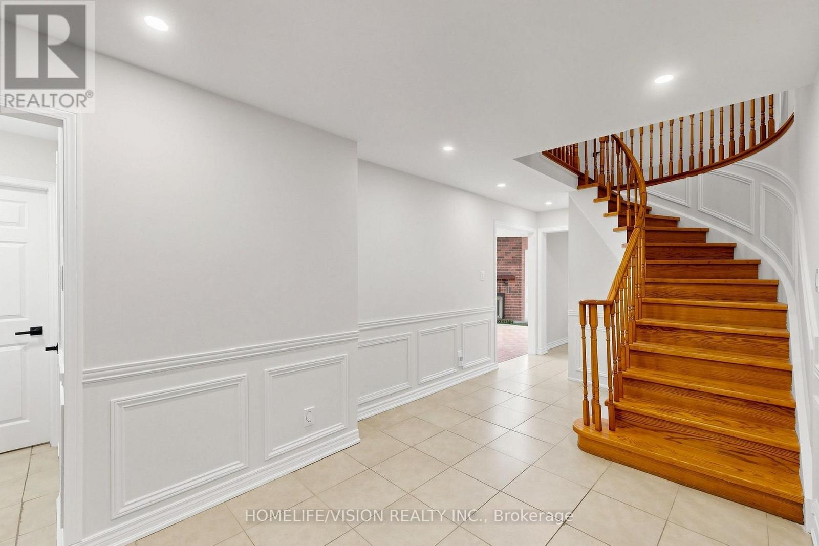 60 Carrington Drive, Richmond Hill (Mill Pond), Ontario  L4C 8A4 - Photo 21 - N13784408