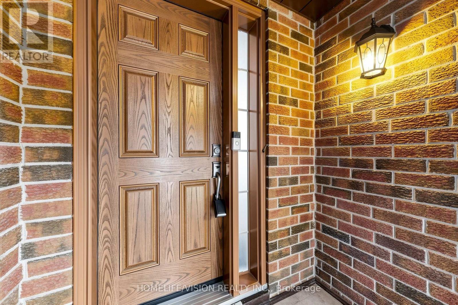 60 Carrington Drive, Richmond Hill (Mill Pond), Ontario  L4C 8A4 - Photo 4 - N13784408