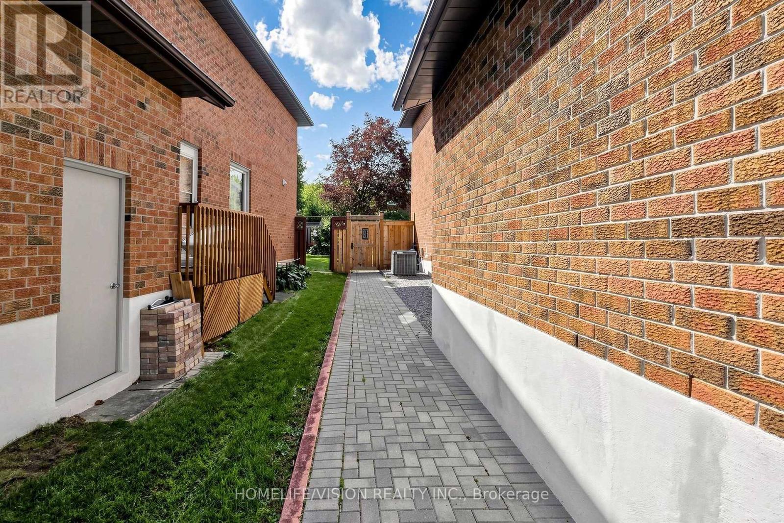 60 Carrington Drive, Richmond Hill (Mill Pond), Ontario  L4C 8A4 - Photo 49 - N13784408