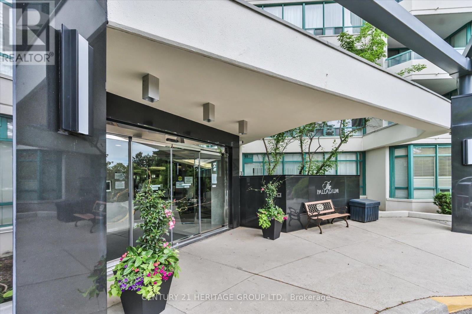 410 - 7250 Yonge Street, Vaughan, Ontario  L4J 7X1 - Photo 2 - N13784410