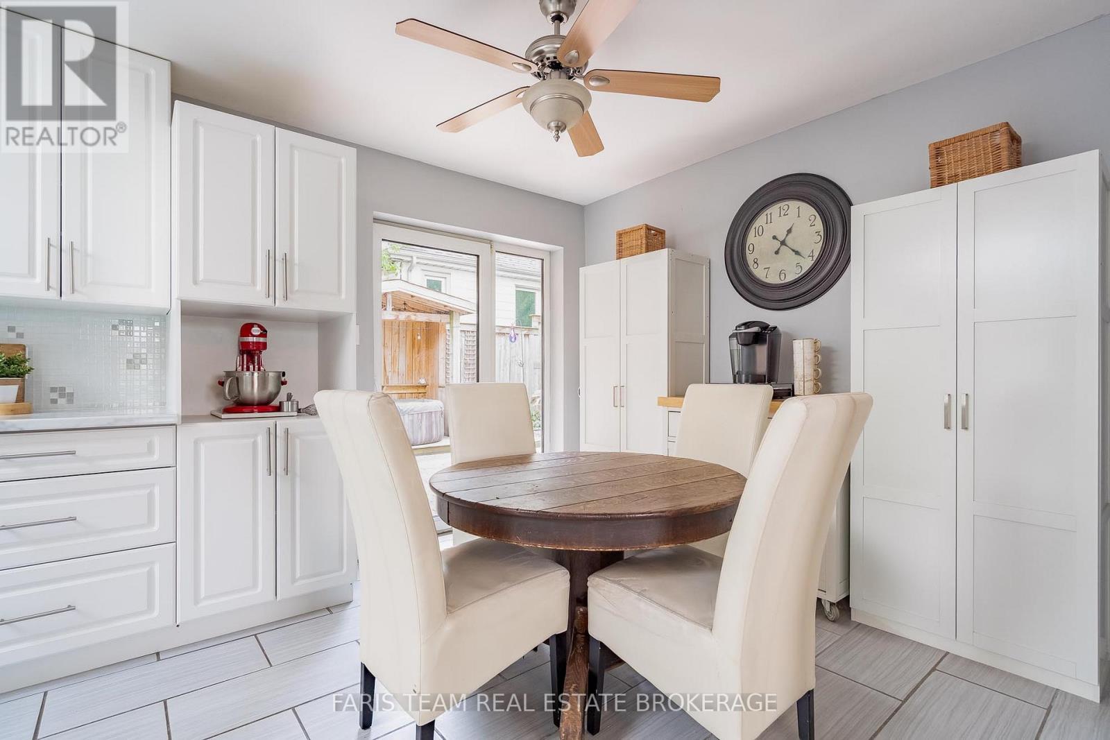 82 Bayview Drive, Barrie (Allandale Heights), Ontario  L4N 3P1 - Photo 10 - S13784338