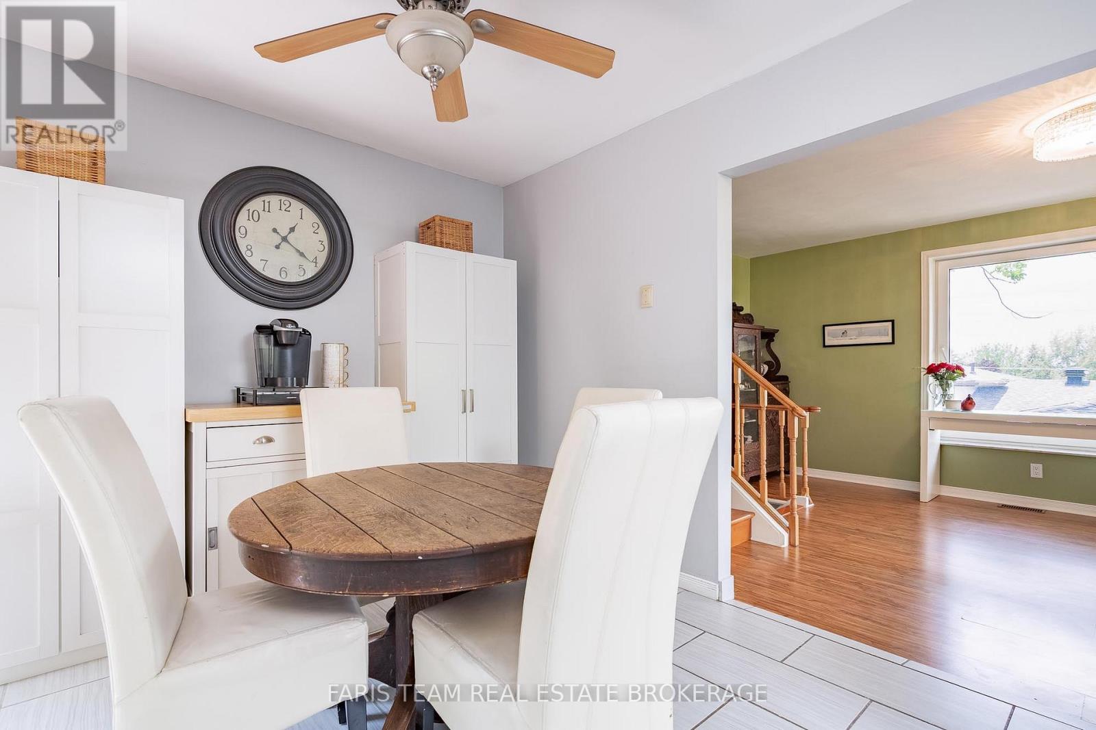 82 Bayview Drive, Barrie (Allandale Heights), Ontario  L4N 3P1 - Photo 11 - S13784338