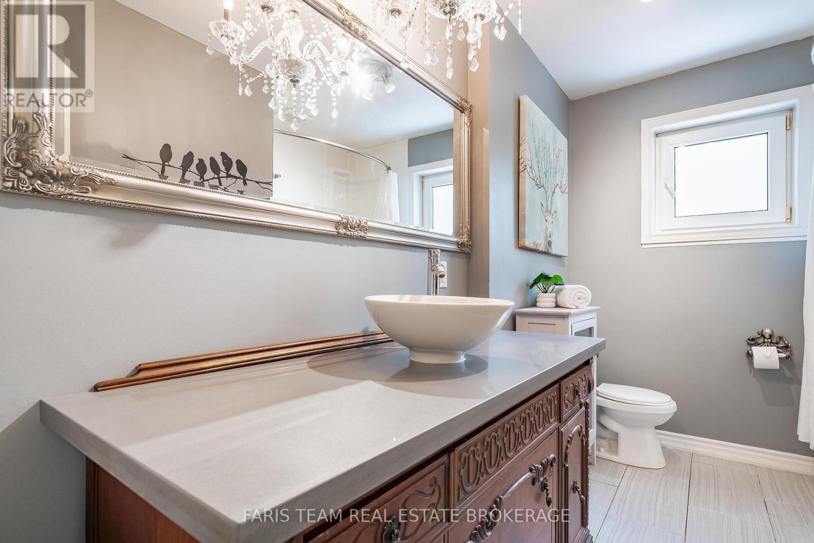 82 Bayview Drive, Barrie (Allandale Heights), Ontario  L4N 3P1 - Photo 23 - S13784338