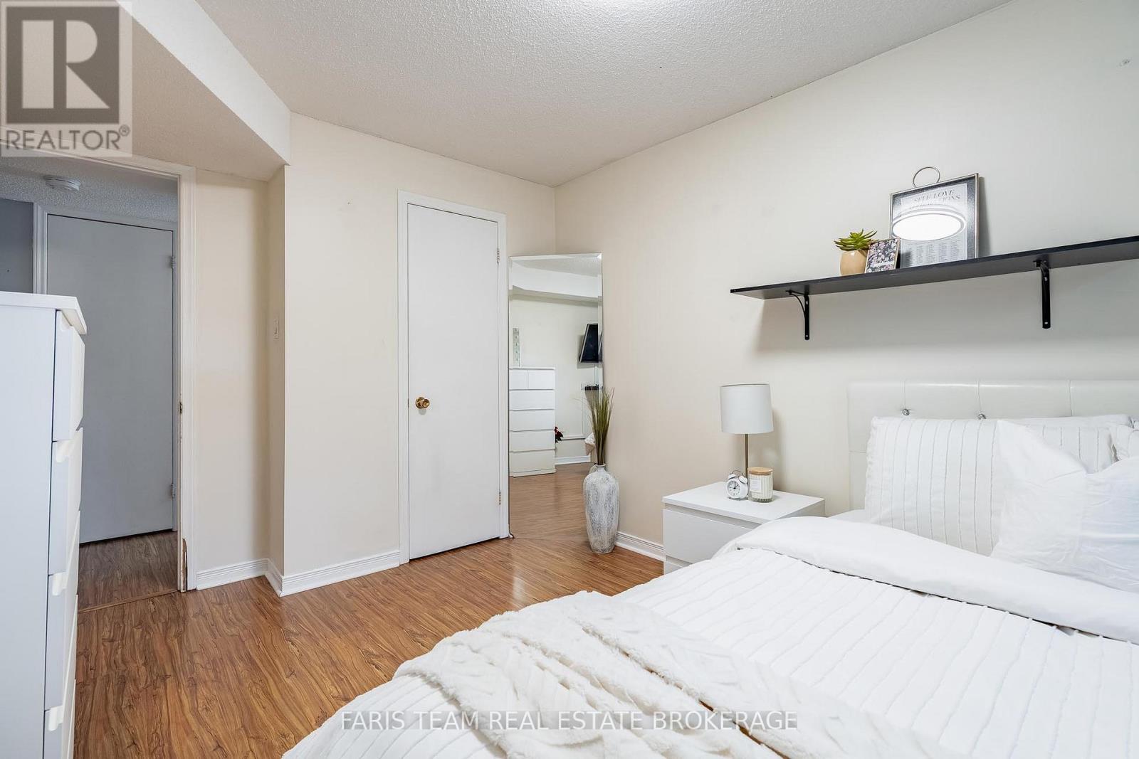 82 Bayview Drive, Barrie (Allandale Heights), Ontario  L4N 3P1 - Photo 28 - S13784338