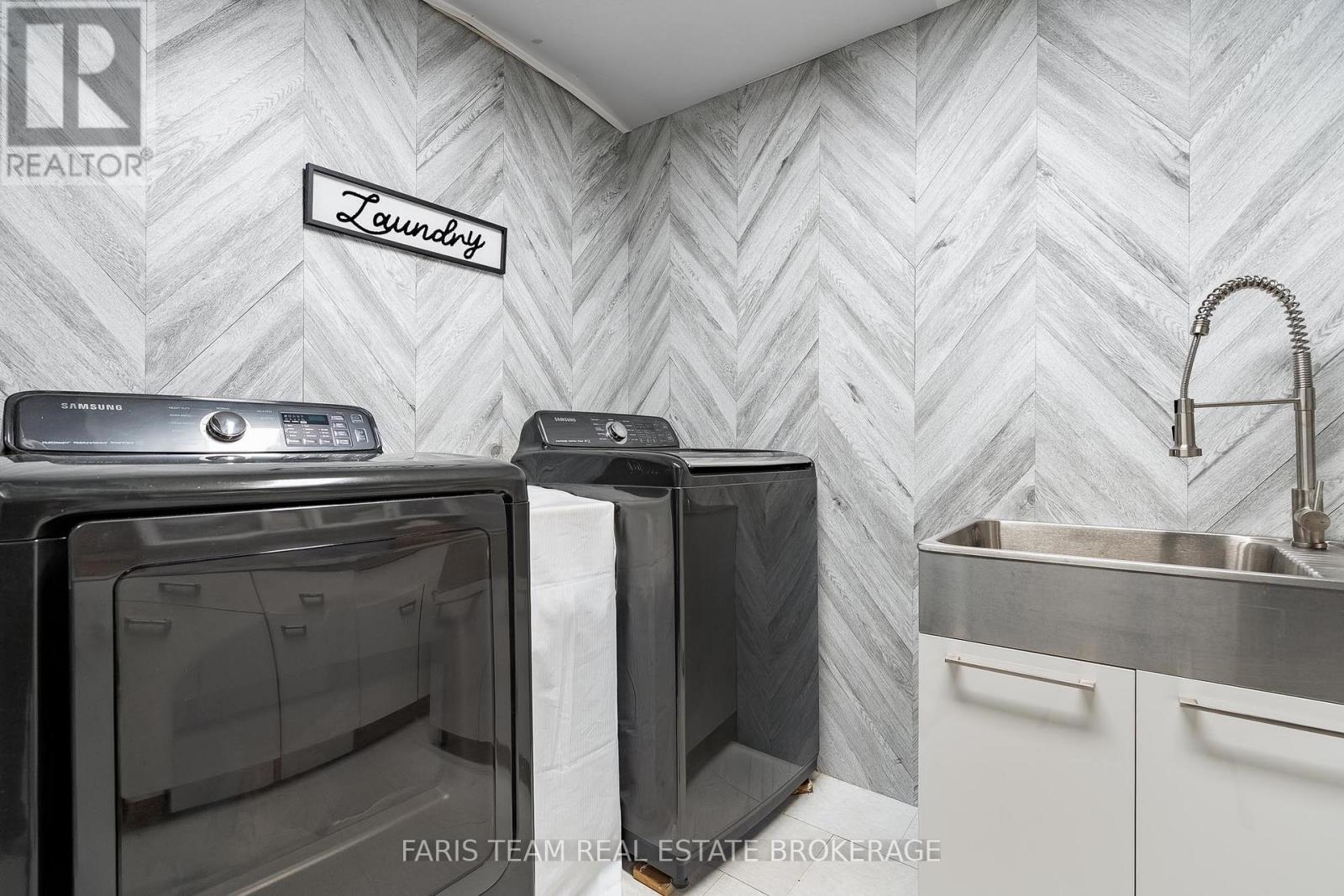82 Bayview Drive, Barrie (Allandale Heights), Ontario  L4N 3P1 - Photo 34 - S13784338