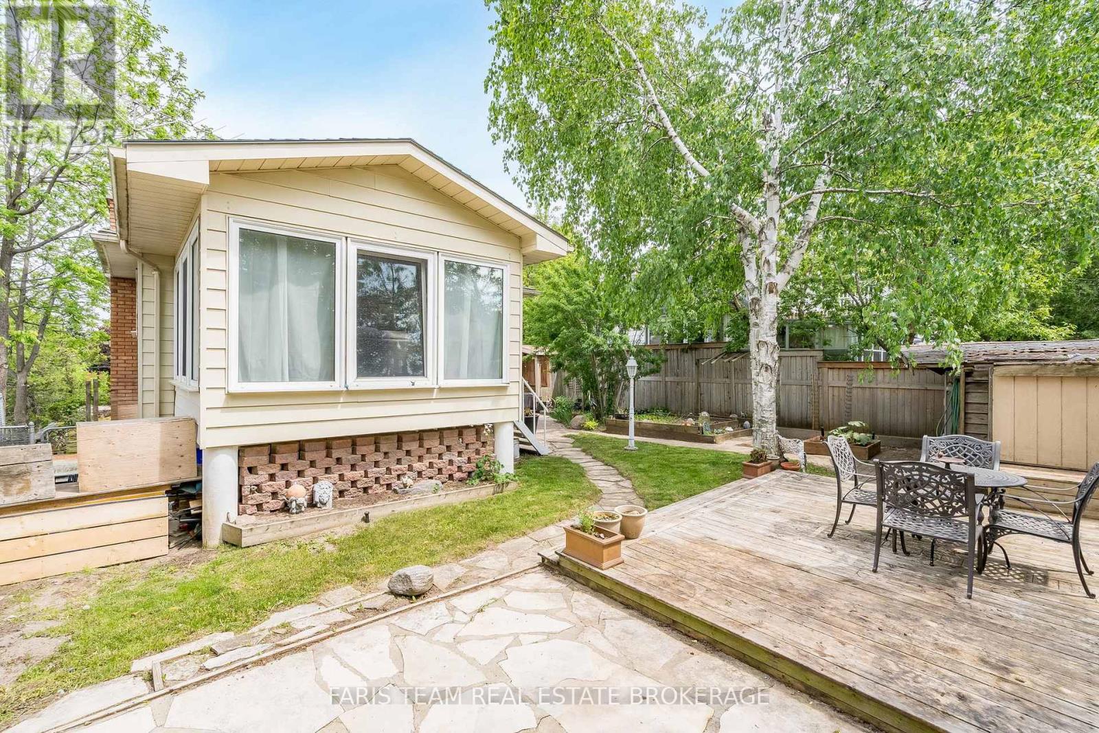 82 Bayview Drive, Barrie (Allandale Heights), Ontario  L4N 3P1 - Photo 39 - S13784338
