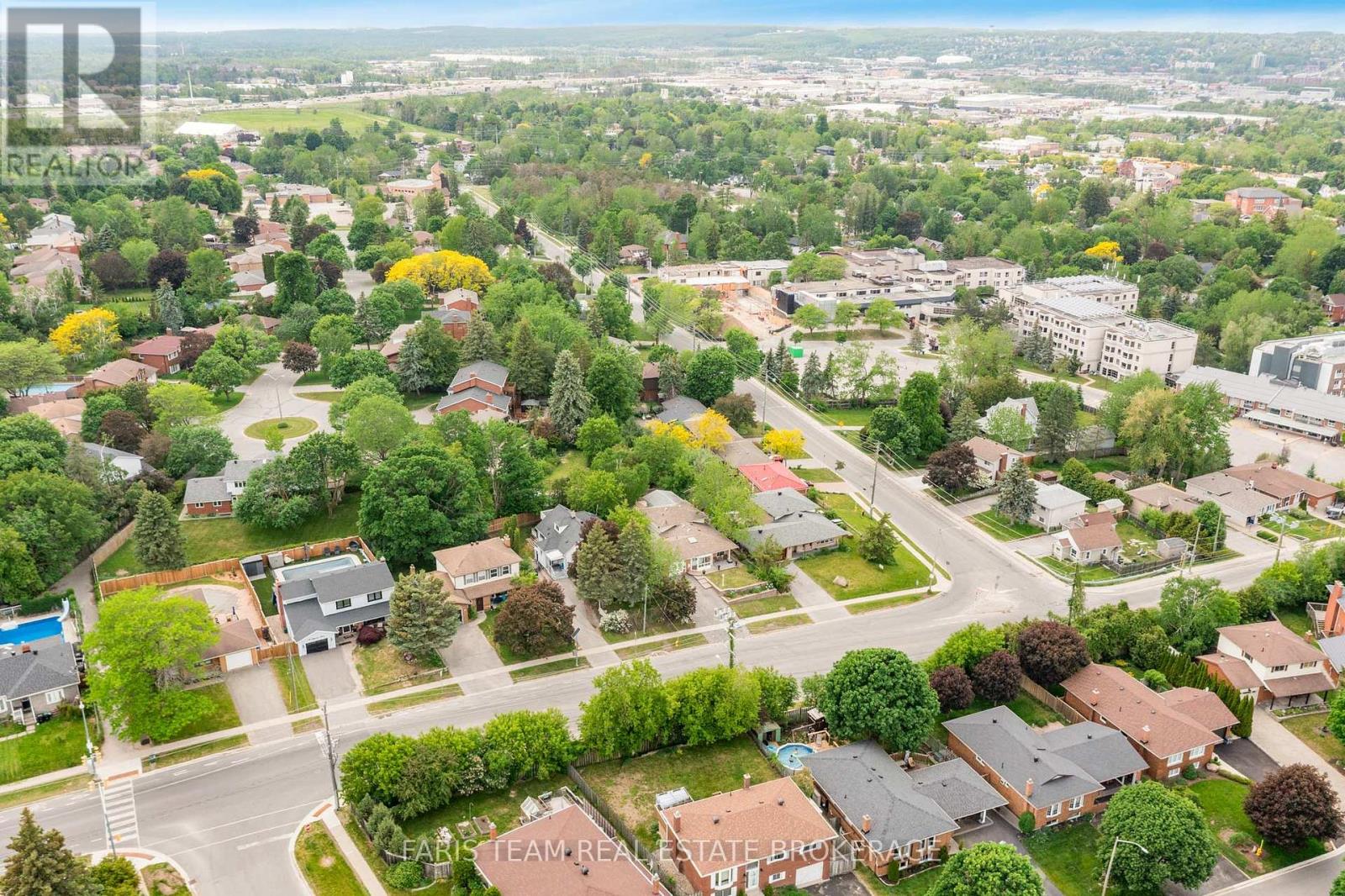 82 Bayview Drive, Barrie (Allandale Heights), Ontario  L4N 3P1 - Photo 44 - S13784338
