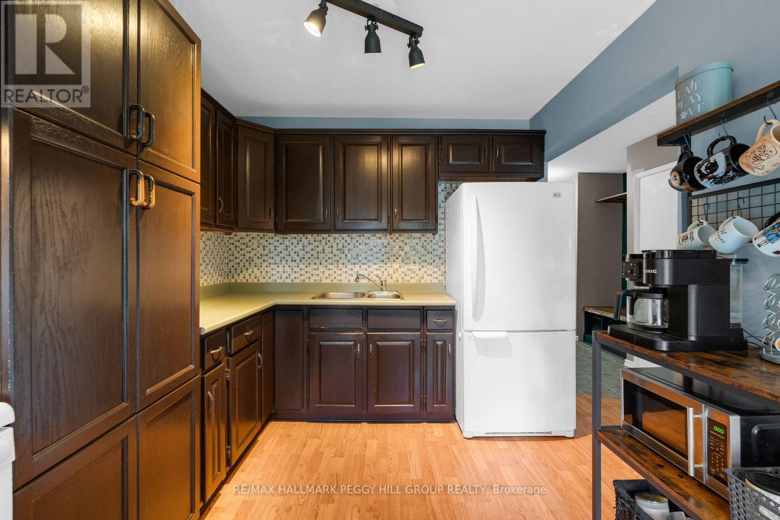 47 Kipling Place, Barrie, Ontario  L4N 4W9 - Photo 6 - S13784418