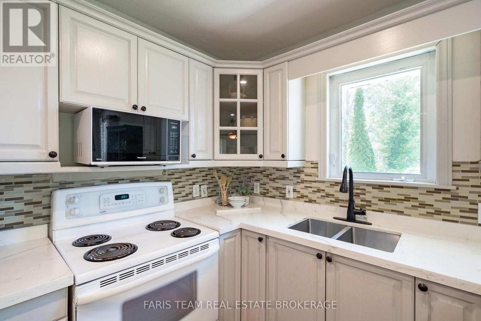 4654 Iron Bridge Lane, Severn, Ontario  P0E 1N0 - Photo 9 - S13784510