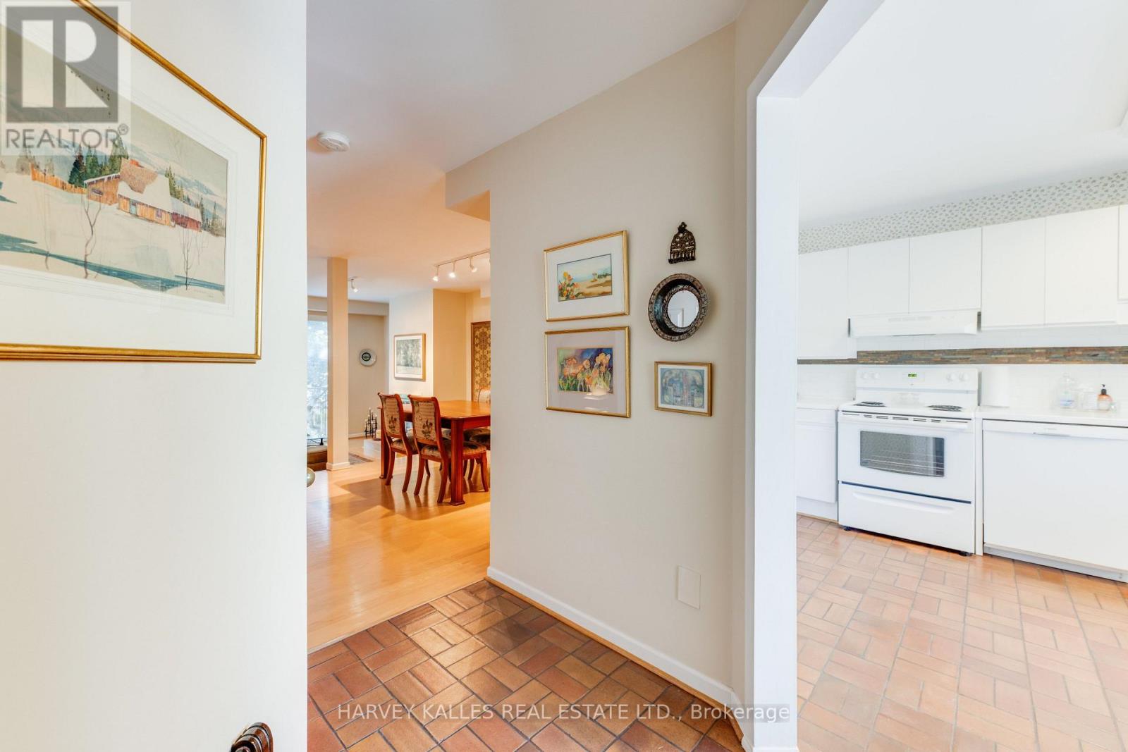 45 Melgund Road, Toronto, Ontario  M5R 2A1 - Photo 10 - C13778878