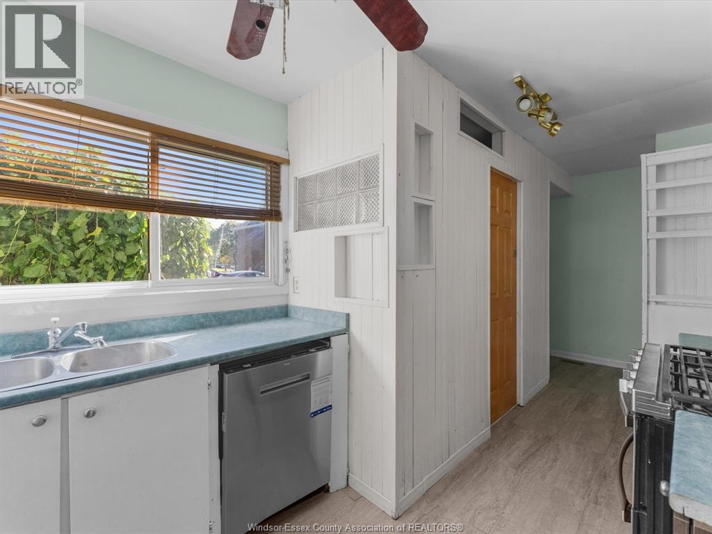 2659 Meadowbrook Lane Unit# 29, Windsor, Ontario  N8T 2Y3 - Photo 7 - 26022596