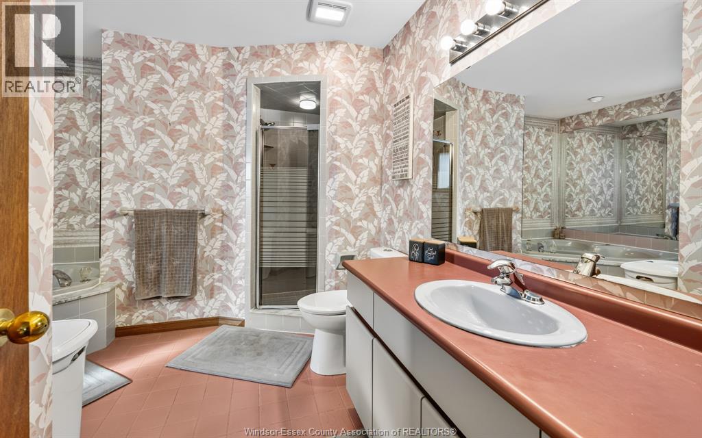 1748 Hebert Street, Tecumseh, Ontario  N8N 4G2 - Photo 18 - 26022376