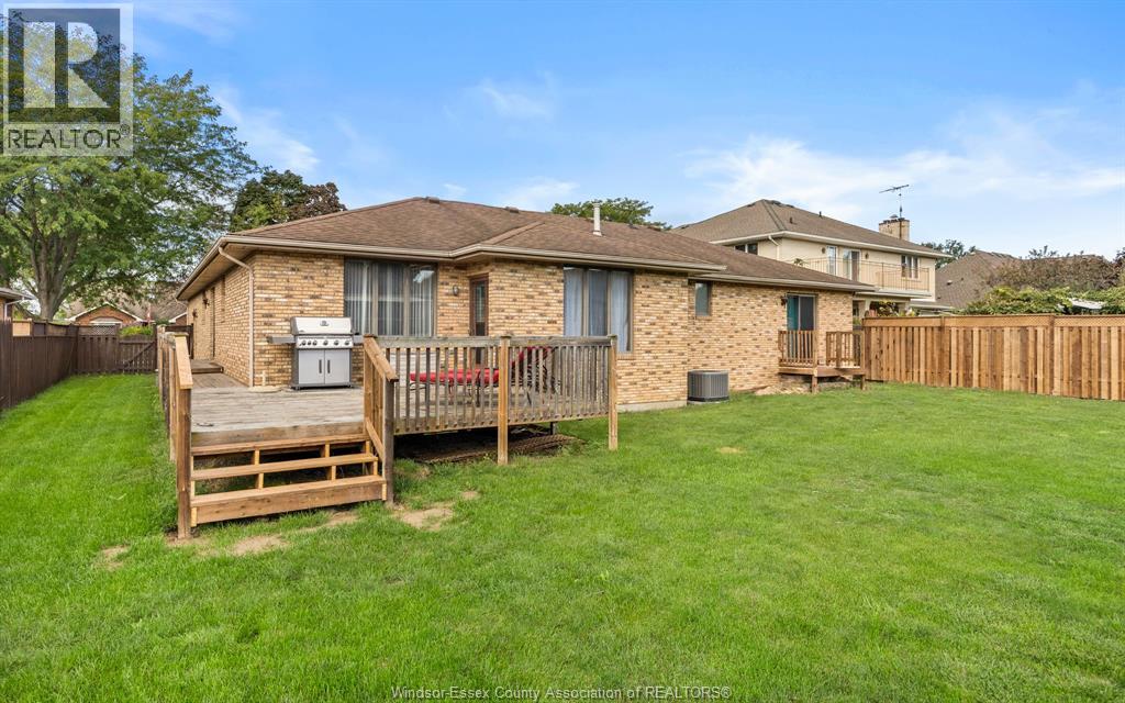1748 Hebert Street, Tecumseh, Ontario  N8N 4G2 - Photo 29 - 26022376