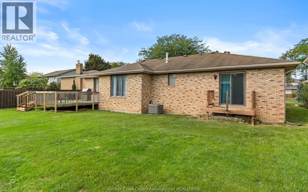 1748 Hebert Street, Tecumseh, Ontario  N8N 4G2 - Photo 31 - 26022376
