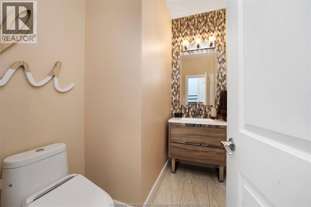 1083 Regency, Lakeshore, Ontario  N0R 1A0 - Photo 12 - 26021562
