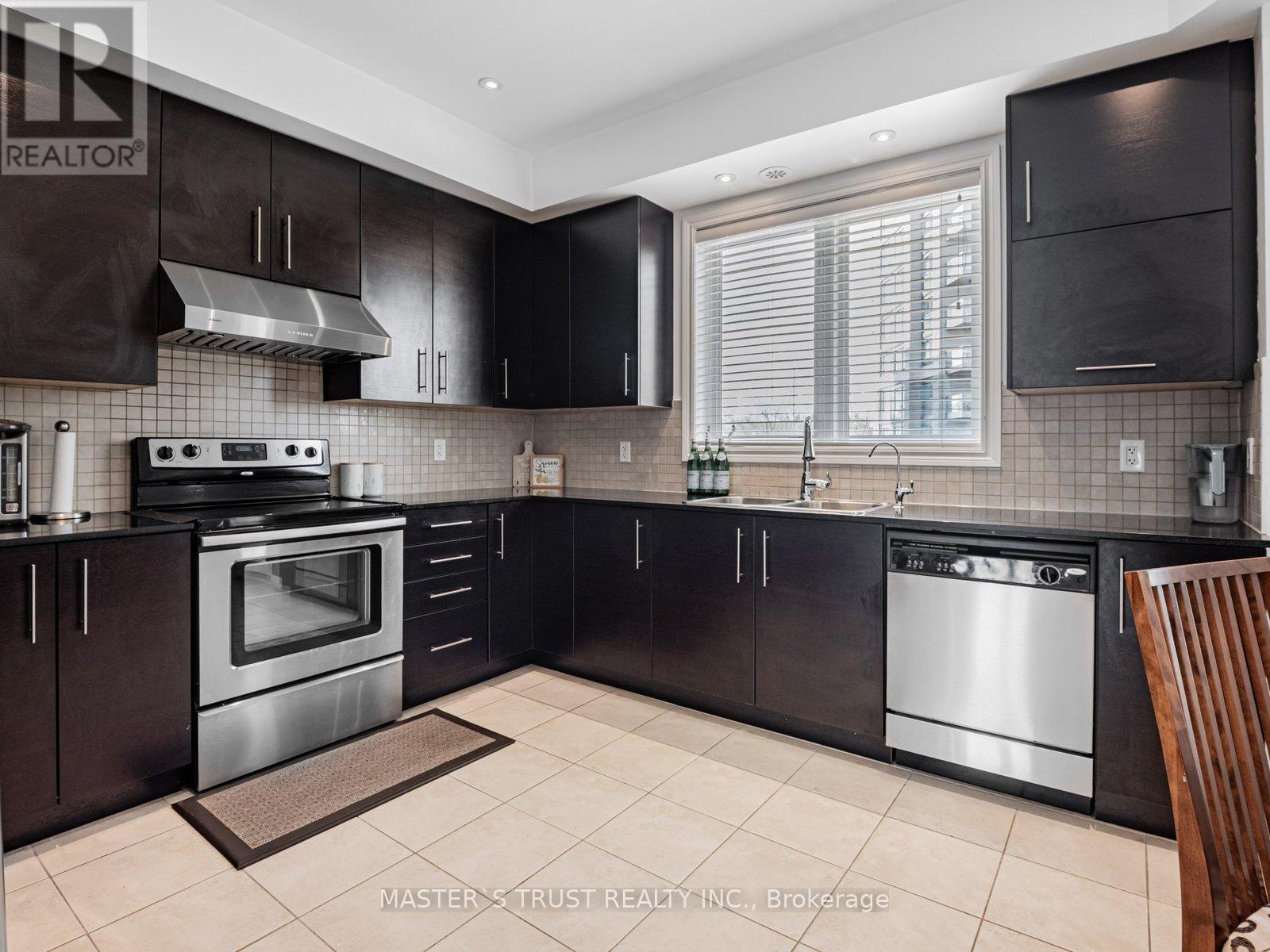 Th27 - 271 South Park Road, Markham, Ontario  L3T 0B6 - Photo 9 - N13776540