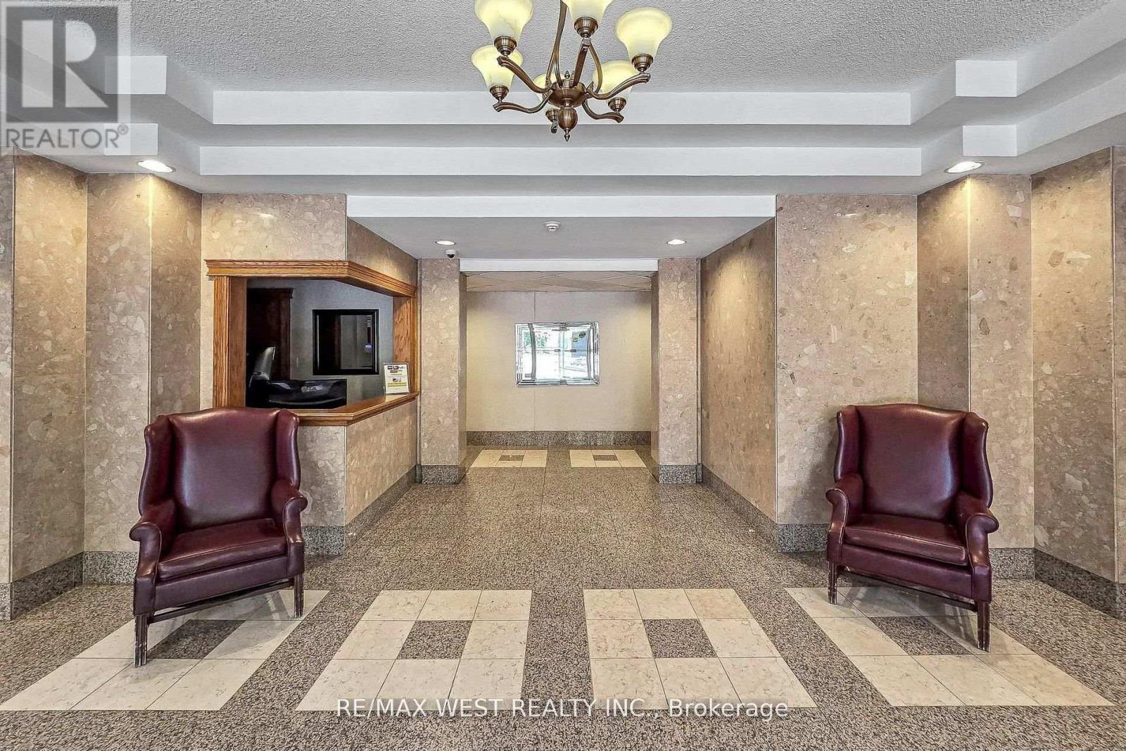 1801 - 55 Elm Drive W, Mississauga, Ontario  L5B 3Z3 - Photo 4 - W13784192