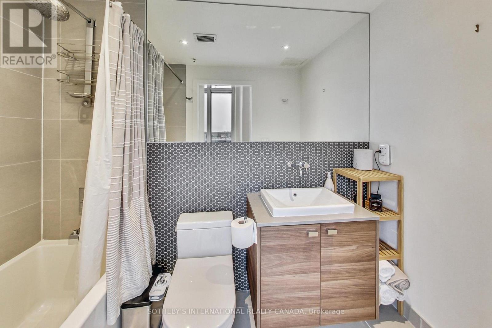 602 - 51 Lady Bank Road, Toronto, Ontario  M8Z 0C9 - Photo 11 - W13784484