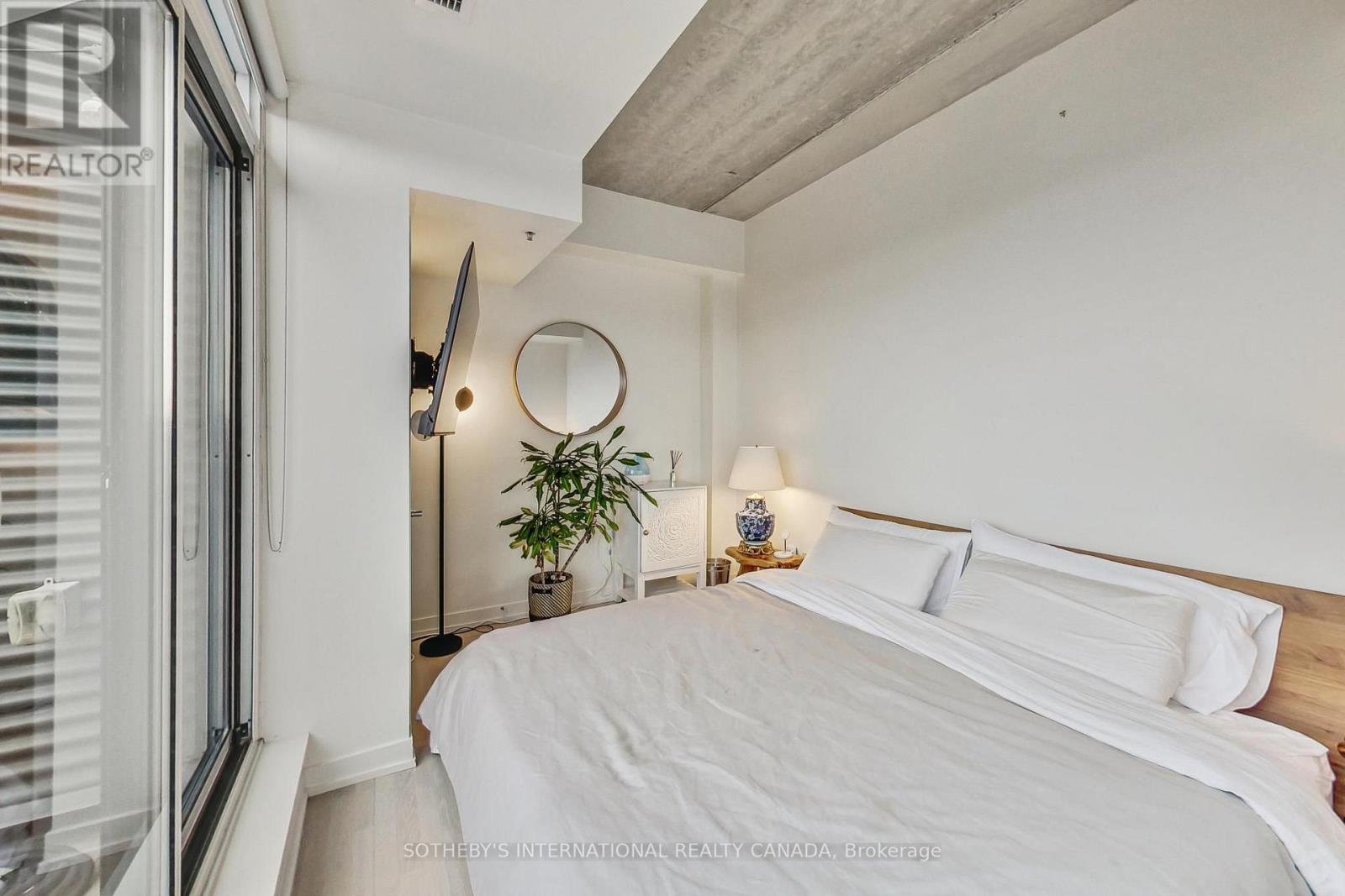 602 - 51 Lady Bank Road, Toronto, Ontario  M8Z 0C9 - Photo 7 - W13784484