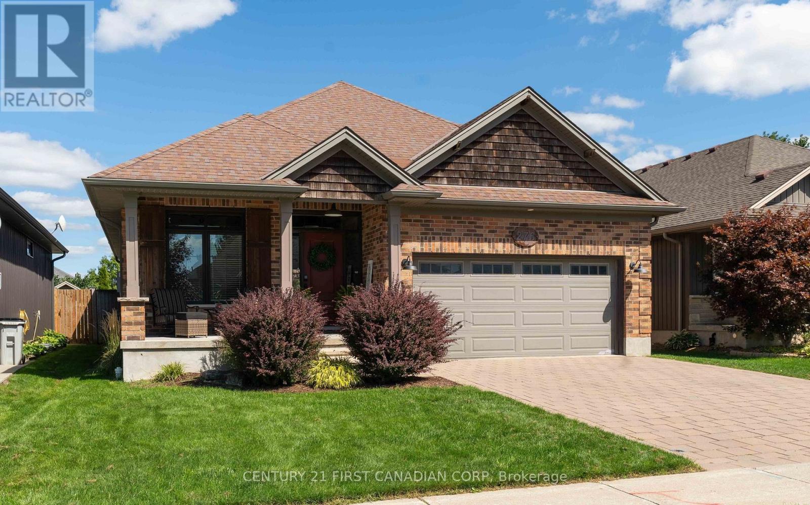 276 Walnut Street, Lucan Biddulph, Ontario  N0M 2J0 - Photo 1 - X13784028