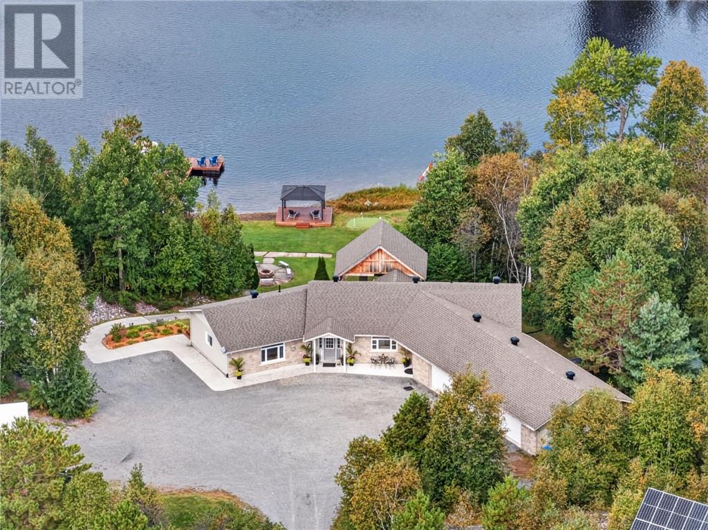 64 Forestview, Wahnapitae, Ontario
