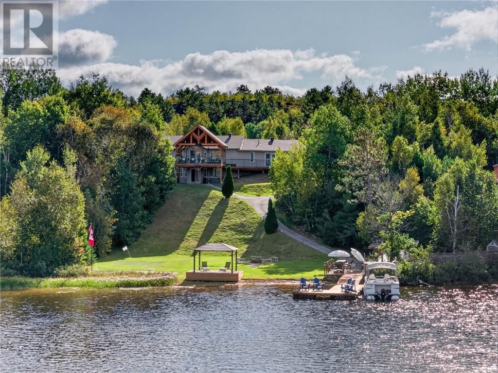 64 Forestview, Wahnapitae, Ontario  P0M 3C0 - Photo 4 - 2130355