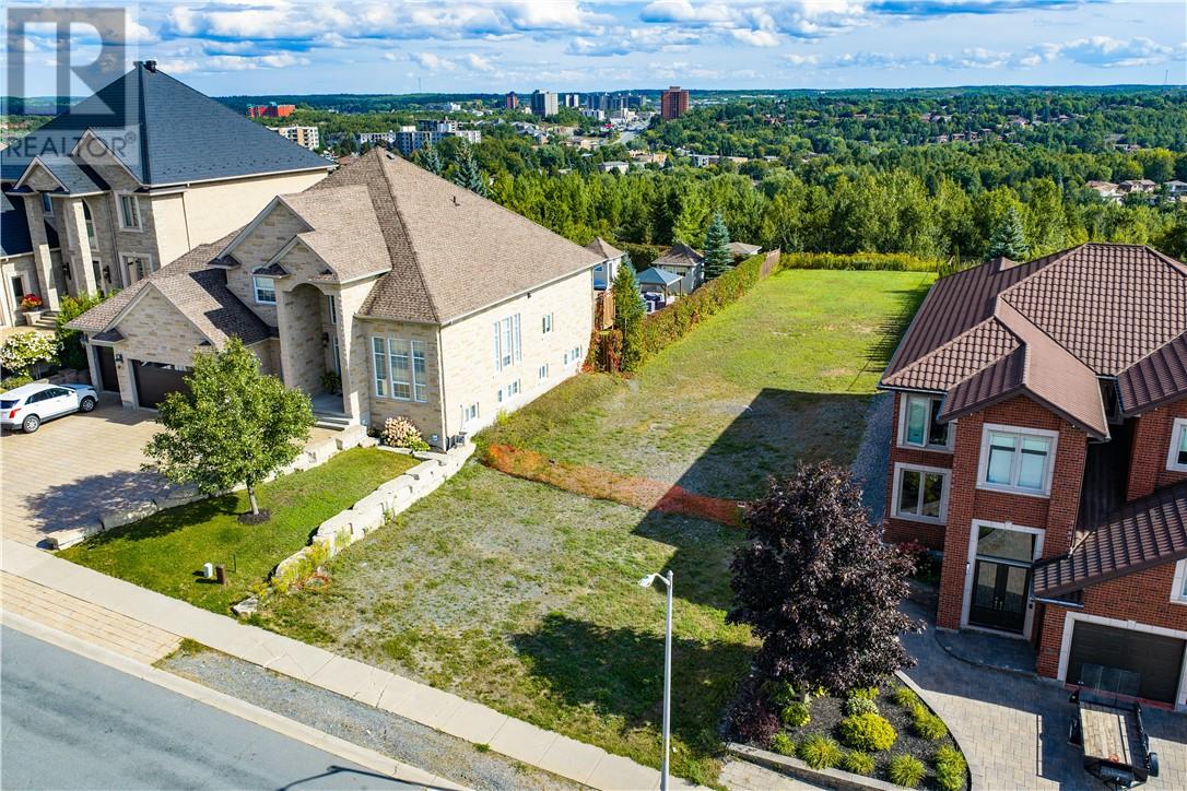 695 Corsi Hill, Sudbury, Ontario  P3E 0E4 - Photo 2 - 2130212