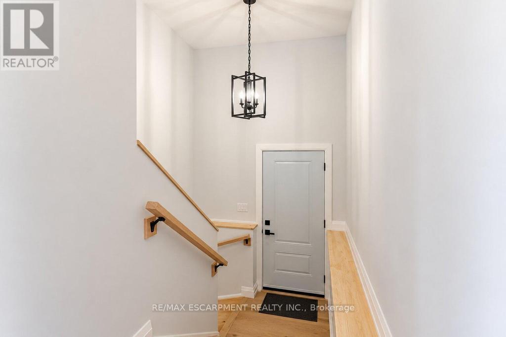 86 Pike Creek Drive, Haldimand, Ontario  N0E 1E0 - Photo 12 - X13784550