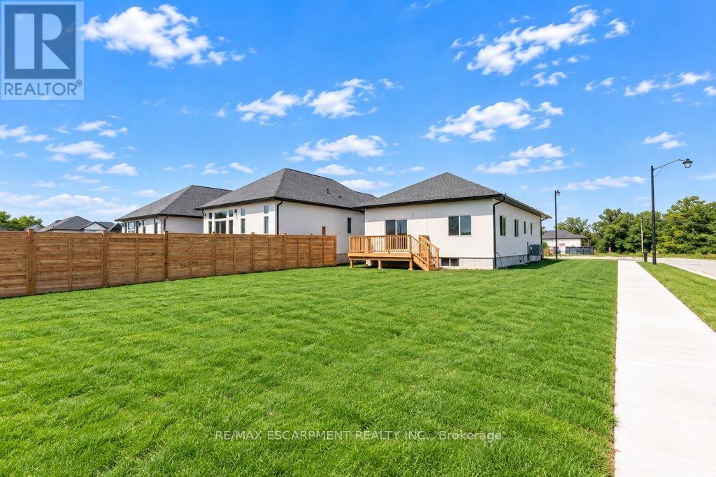 86 Pike Creek Drive, Haldimand, Ontario  N0E 1E0 - Photo 15 - X13784550