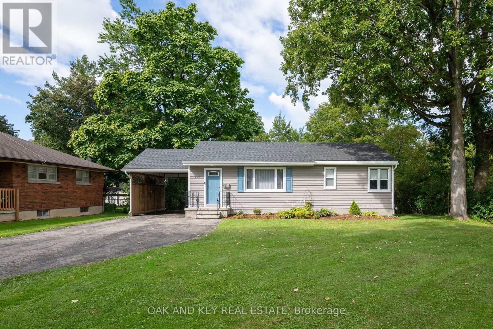 102 Crescent Avenue, Central Elgin, Ontario  N5R 0L4 - Photo 2 - X13784672