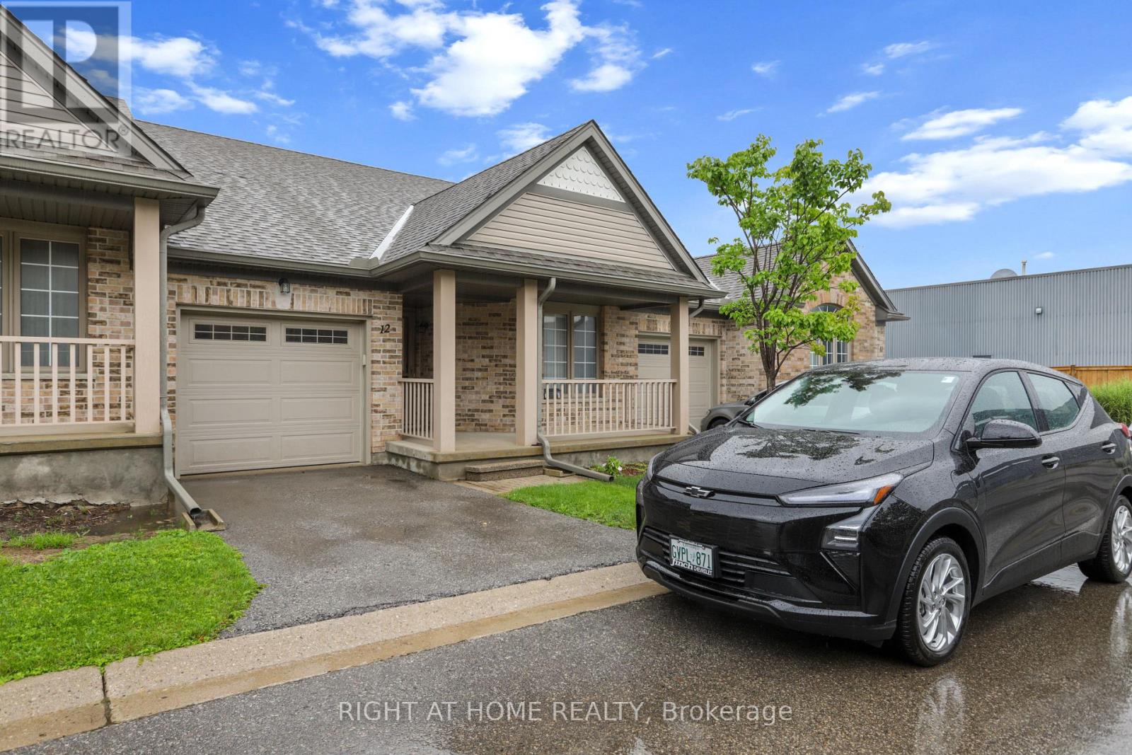 12 - 215 North Centre Road, London North, Ontario  N5X 4E3 - Photo 2 - X13784782