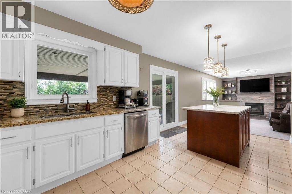 330 Margaret Avenue, Stoney Creek, Ontario  L8E 2J4 - Photo 9 - 40862950