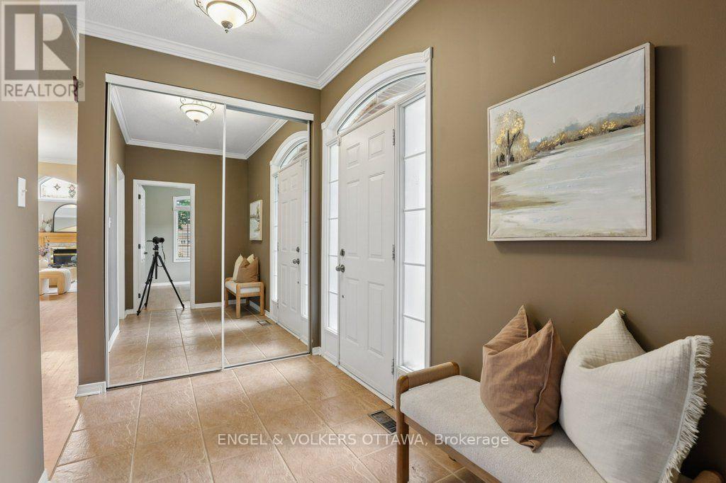 5 Goldora Private, Ottawa, Ontario  K2T 1K8 - Photo 4 - X13784668
