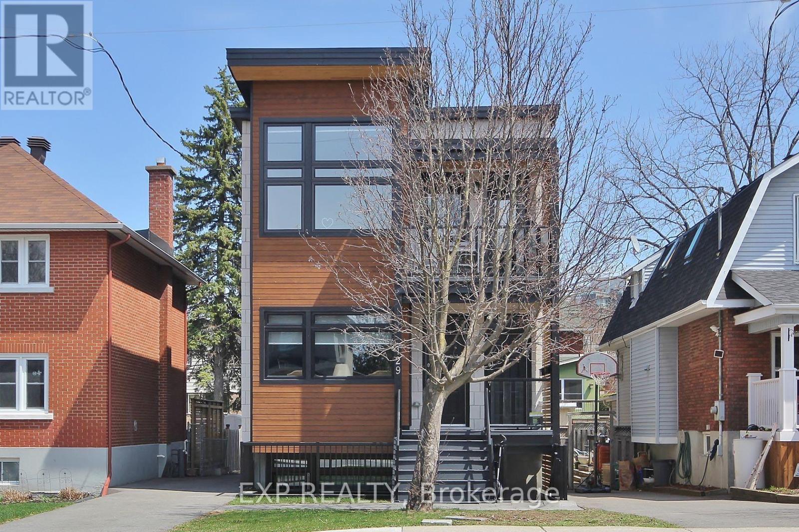 3 - 129 Smirle Avenue, Ottawa, Ontario K1Y 0S4 - Photo 2 - X13784676
