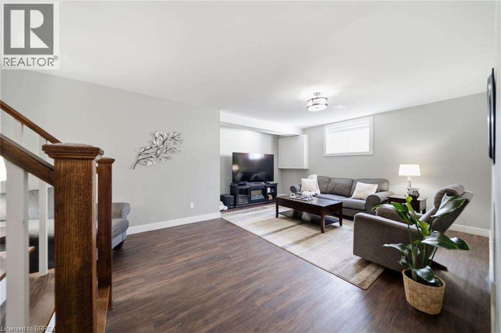 301 Cockshutt Road, Brantford, Ontario  N3T 5L6 - Photo 27 - 40863357