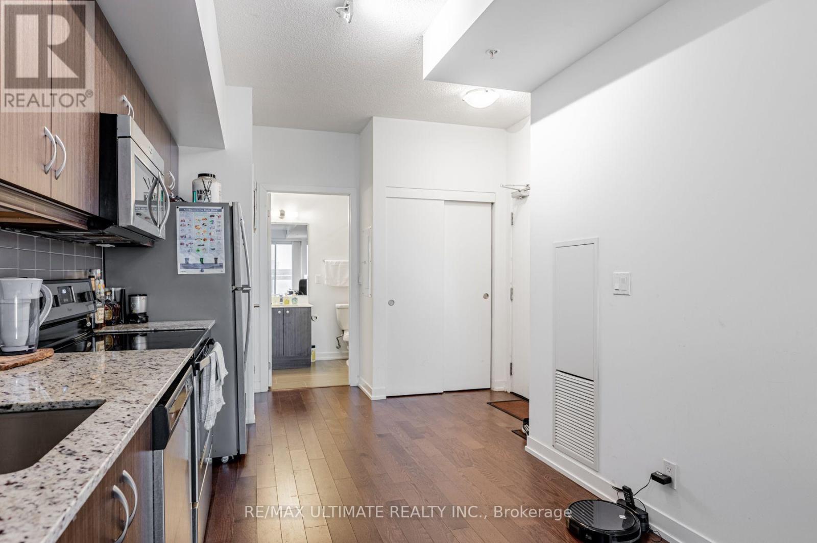 809 - 10 Willison Square, Toronto, Ontario  M5T 1E7 - Photo 6 - C13784660