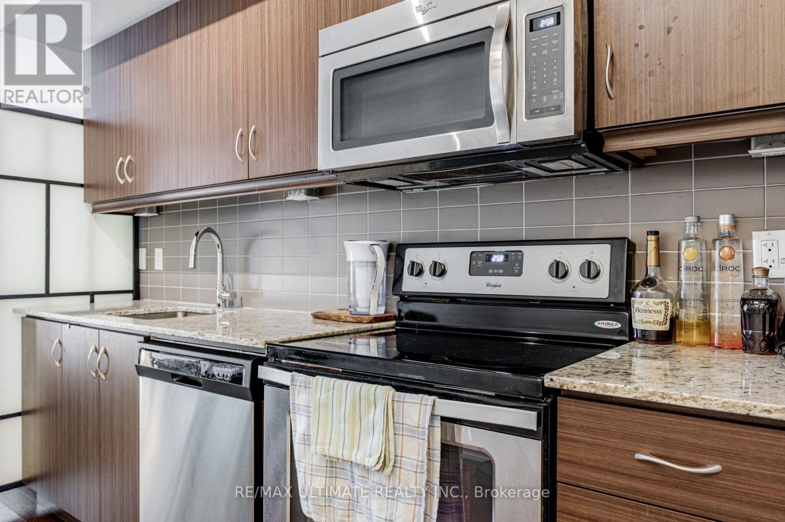 809 - 10 Willison Square, Toronto, Ontario  M5T 1E7 - Photo 7 - C13784660