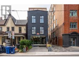 298 MARKHAM STREET, Toronto, Ontario