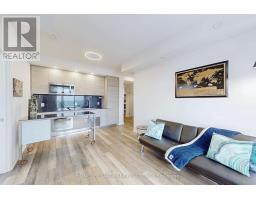 10 - 75 CANTERBURY PLACE, Toronto, Ontario