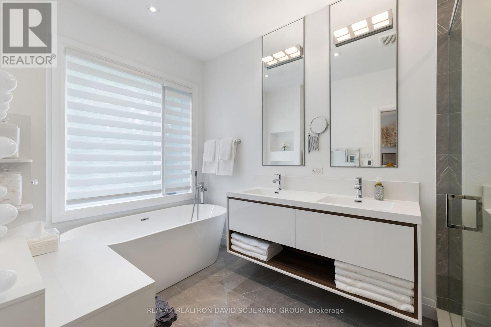 48 Almont Road, Toronto, Ontario  M3H 3E5 - Photo 22 - C13784756