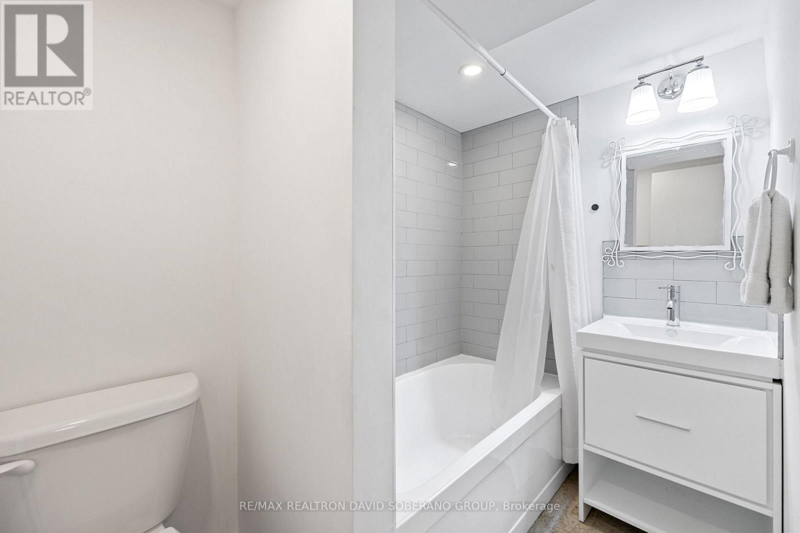 48 Almont Road, Toronto, Ontario  M3H 3E5 - Photo 39 - C13784756