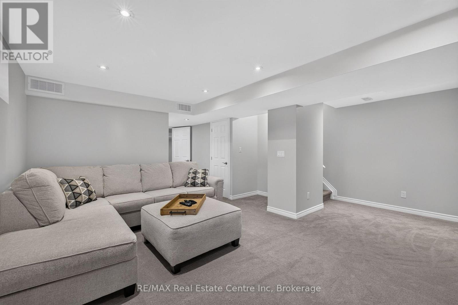 694 Victoria Road N, Guelph, Ontario  N1E 6Z3 - Photo 32 - X13784594