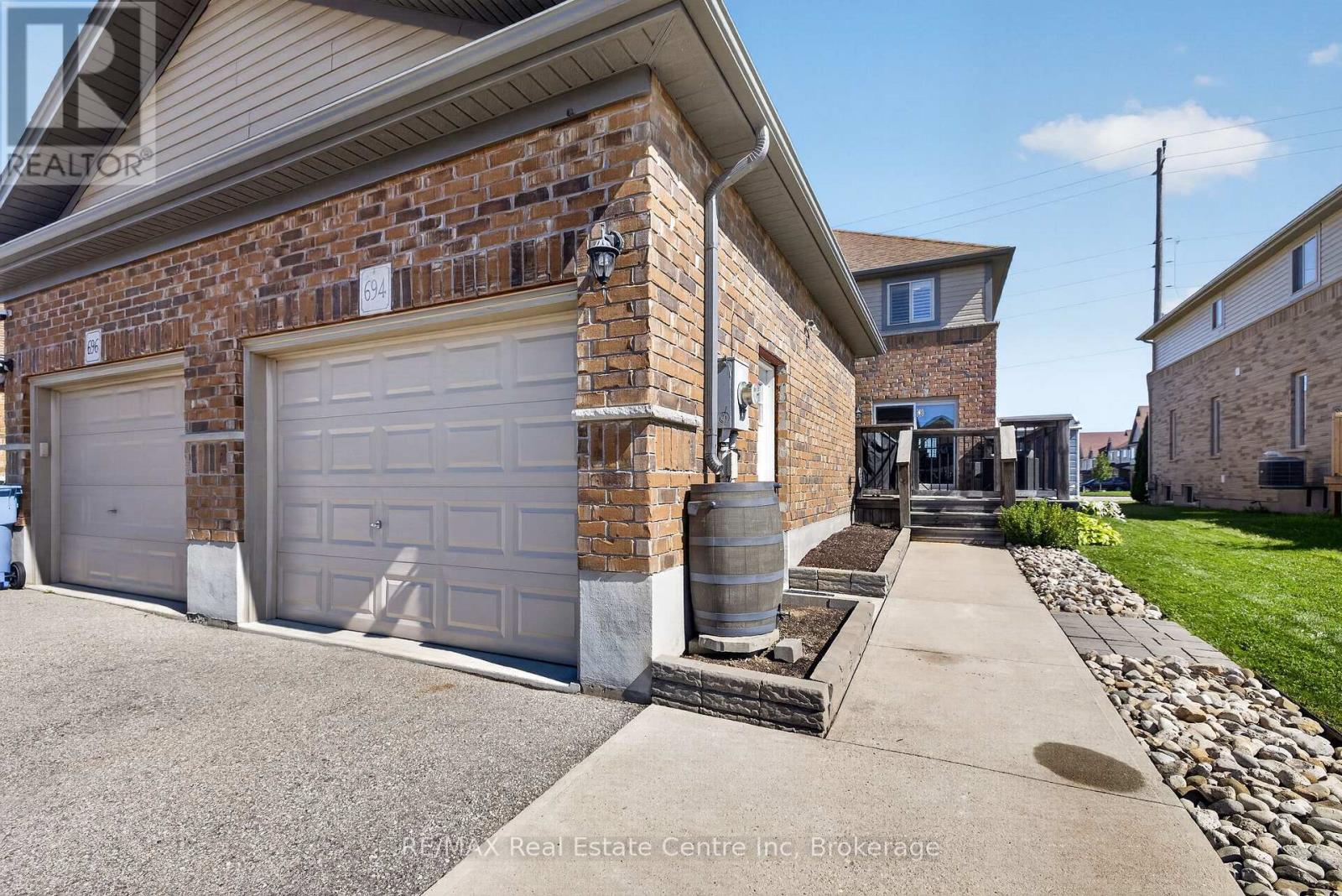 694 Victoria Road N, Guelph, Ontario  N1E 6Z3 - Photo 5 - X13784594