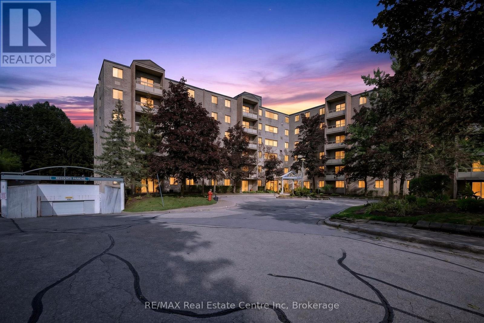 103 - 93 Westwood Road, Guelph, Ontario  N1H 7J7 - Photo 1 - X13784630