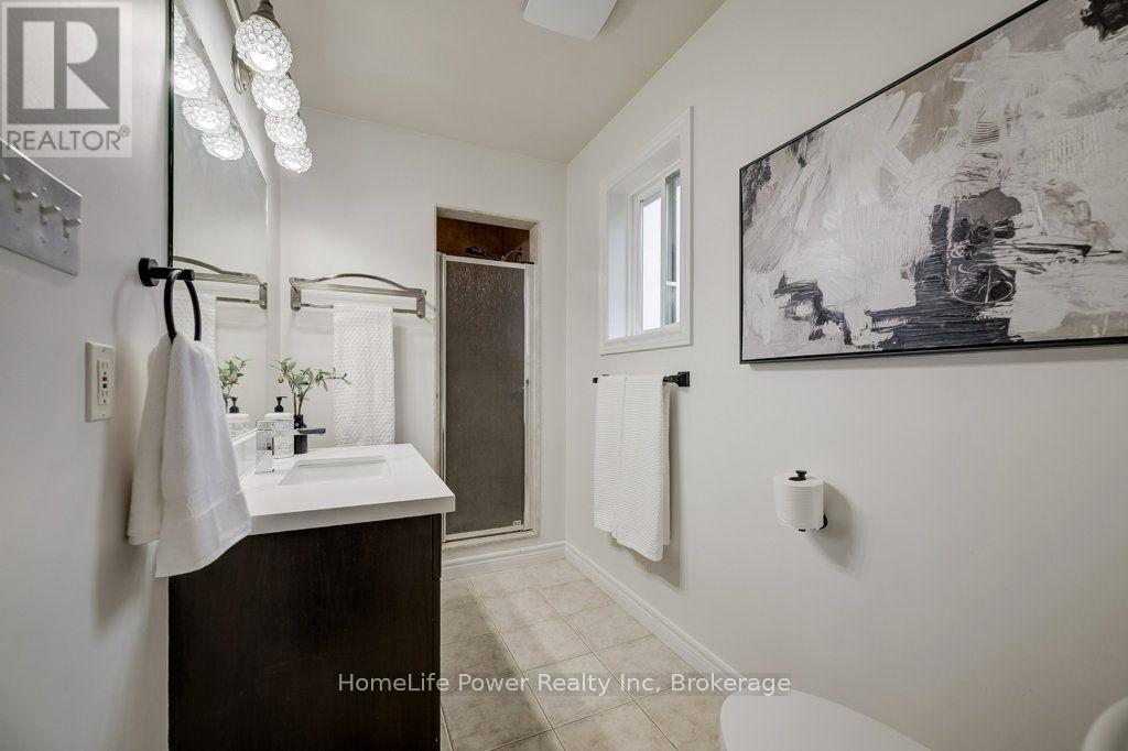 16 Irongate Drive, Brant, Ontario  N3L 4G4 - Photo 21 - X13784632